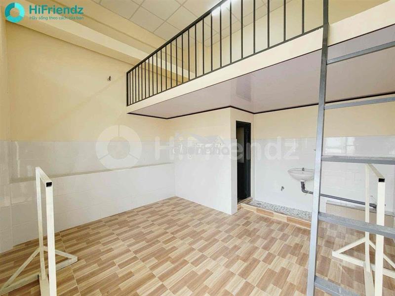 Duplex siêu rộng thoáng thang máy gần ueh sát quận 10 ở được 3-4 bạn