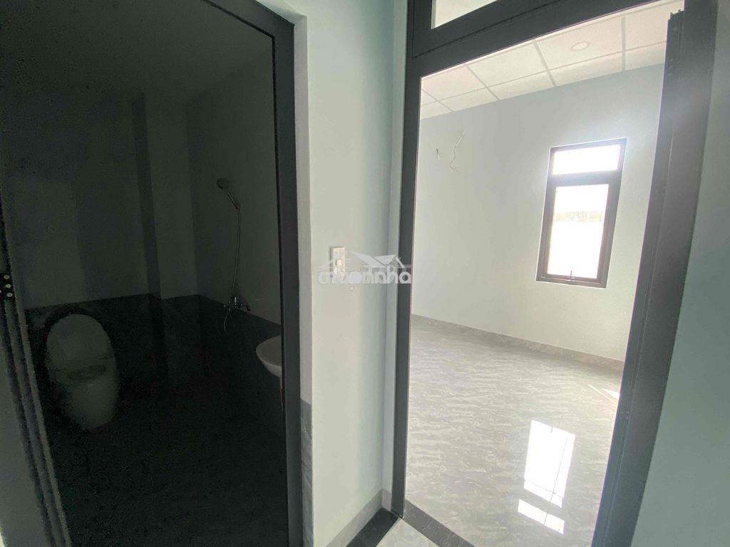 Cho thuê nhà phạm văn đồng linh tây 2 tầng 10tr - Ảnh 2