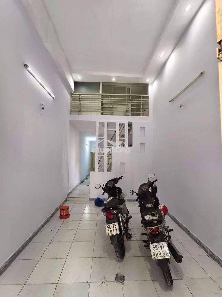 Nhà hẻm xe hơi 3,5x18 1lửng 2pn 2wc