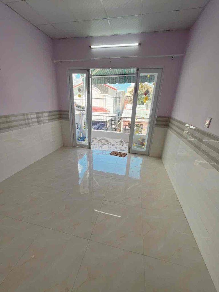 Cho thuê nhà nguyên căn hoài thanh-vào ở ngay-sát mặt tiền - Ảnh 2