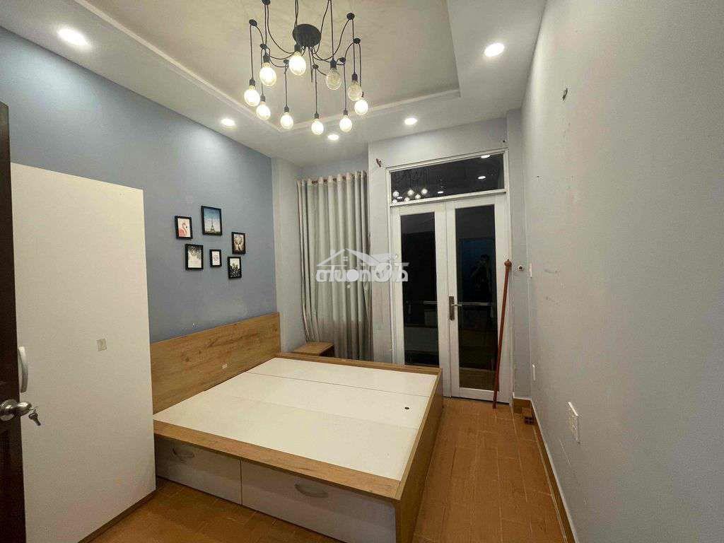 Cho thuê nhà nguyên căn hẻm đoàn văn bơ, gần cầu camelt - Ảnh 4