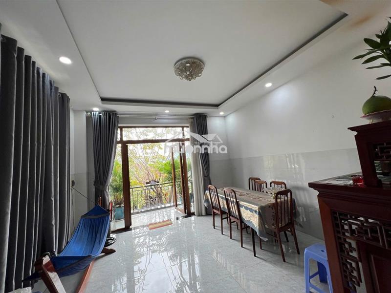 Cần tiền bán gấp nhà 1 trệt 1 lầu – mặt tiền đường lái thiêu 53
