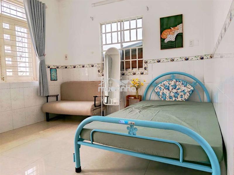 Phòng trọ mới, full nội thất, ban công rộng thoáng - chỉ cho nữ thuê