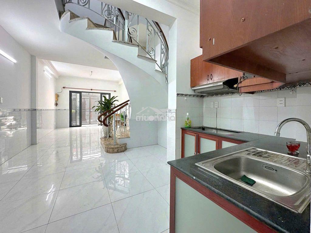 Cho thuê nhà hxh cộng hoà, tân bình. dt 4x15- đúc 2 lầu- 4pn, 4wc - Ảnh 3