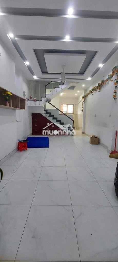 Nhà phạm văn chiêu hẻm xe hơi quay đầu chỉ 8 triệu