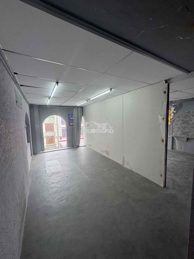 Mặt bằng văn phòng 55m2 phố lê trung nghĩa, tân bình, tp.hcm