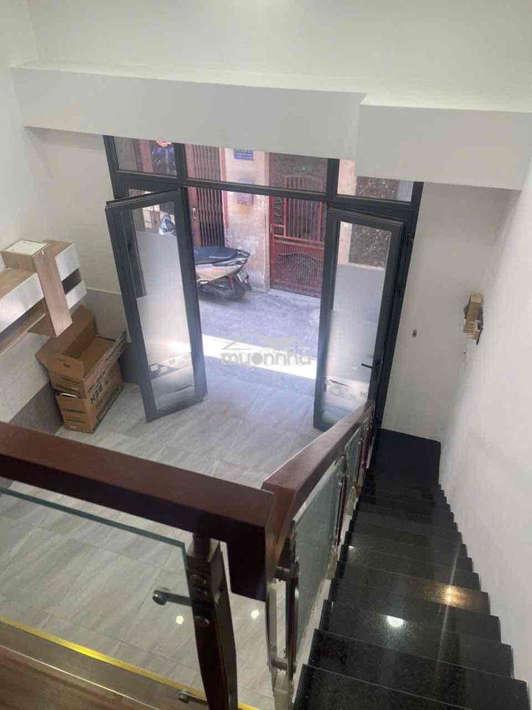 Cho thuê nhà mới, có nội thất cơ bản - Ảnh 2