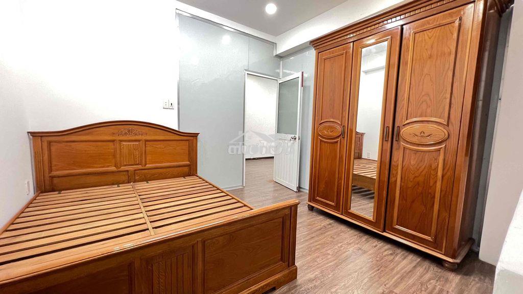 Cho thuê căn hộ nhiêu tứ 55m 2pn 1wc bancon nhà đang trống 11tr - Ảnh 4