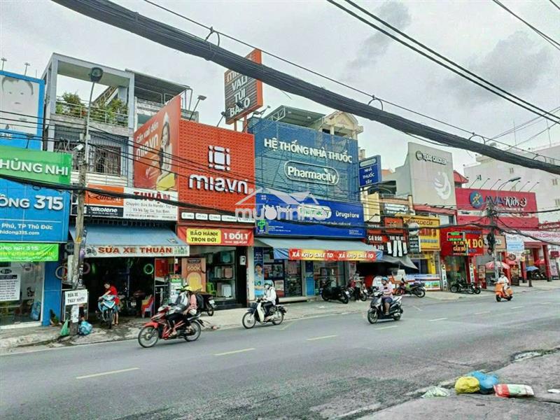 Mặt bằng kinh doanh lê văn việt dt 100m giá tốt kinh doanh tốt