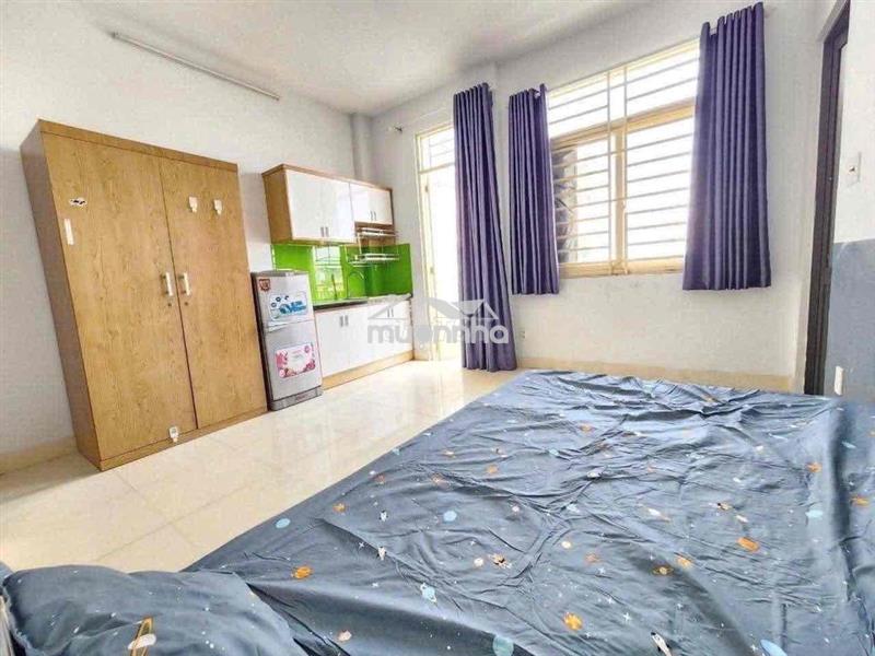 Phòng ban công full nội thất bùi đình tuý bình thạnh