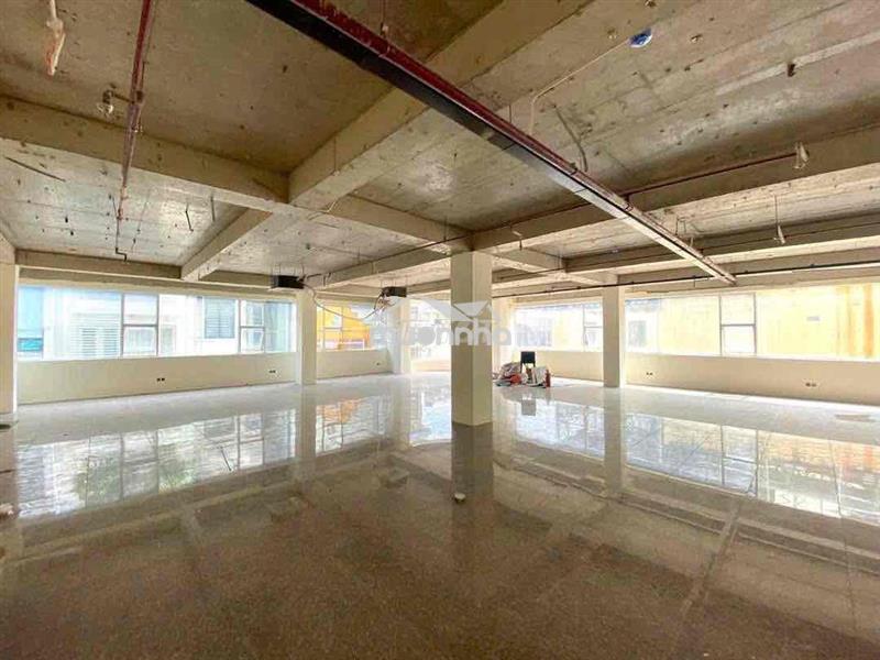Sàn suốt thích hợp văn phòng công ty ngay nguyễn trãi toà góc 2mt đẹp