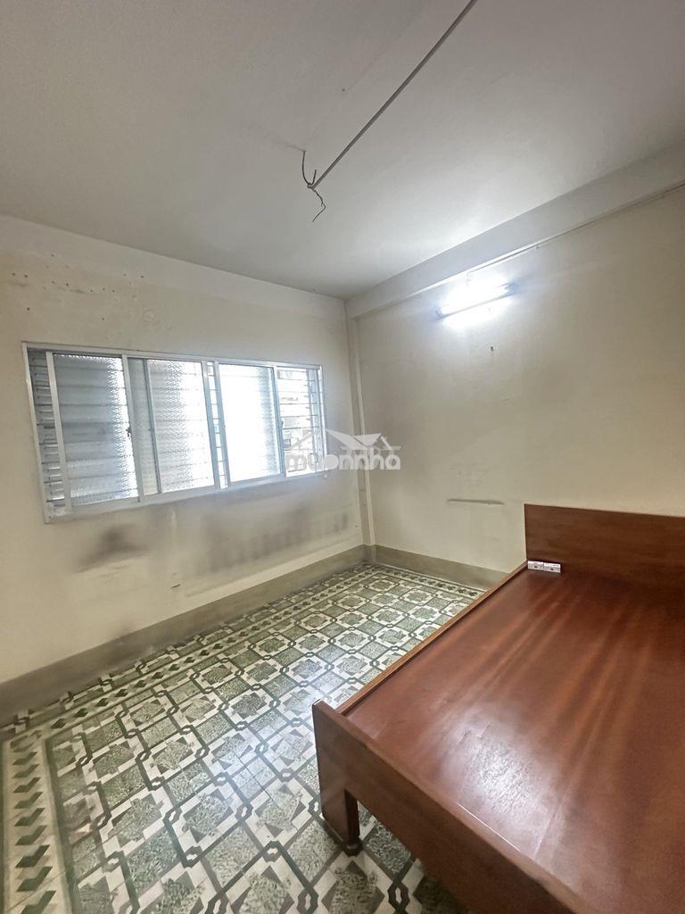 [3017] nhà chung cư xóm cải, đường nguyễn trãi quận 5 - 2