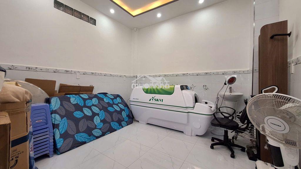 Kẹt tiền  cần bán gấp nhà đẹp hxh  thiên phước p.9 tân bình - Ảnh 2