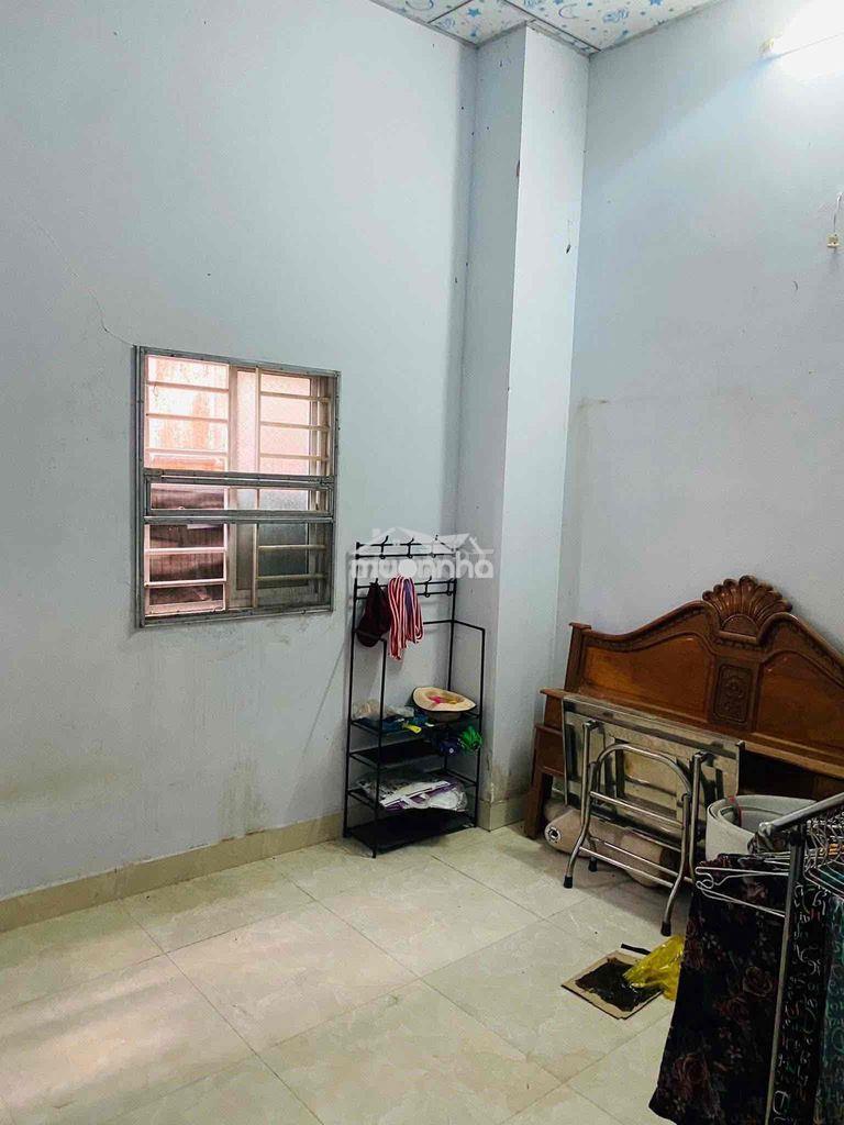 Nhà 1 lầu 1 trệt hẻm xe hơi vô được , thổ cư - Ảnh 2