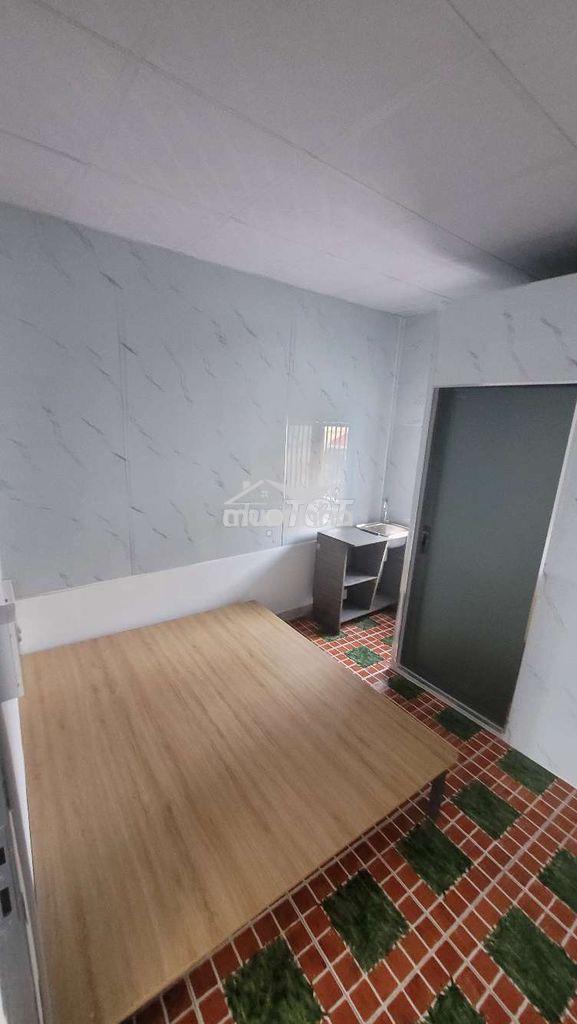 Cho thuê phòng trọ ngay đại học luật quận 4