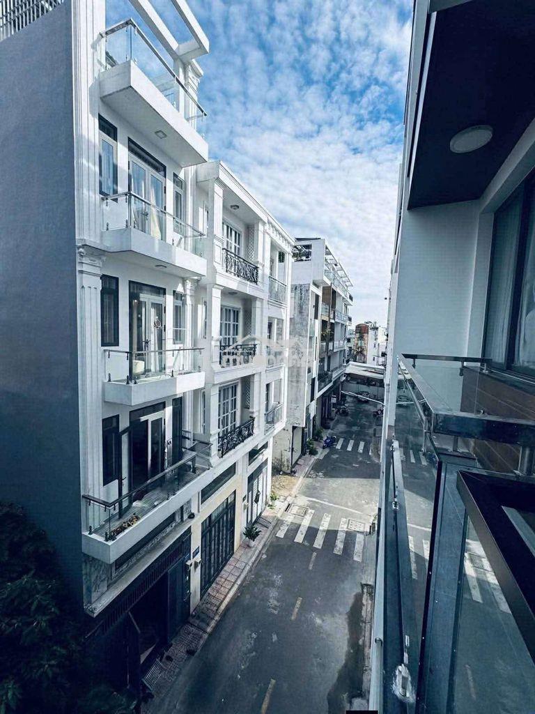 Nhà mới đẹp có thang máy - full nội thất, đầy đủ tiện ích - Ảnh 2