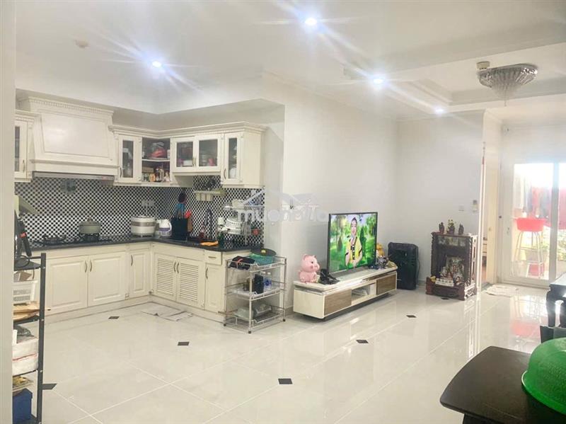 Chung cư 312 lạc long quân, 65m2, đầy đủ nội thất