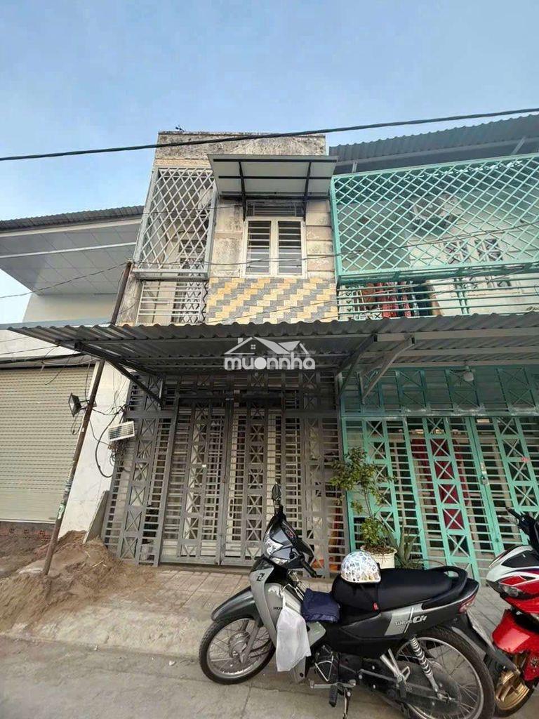 Cho thuê nhà trệt lầu , h 1716 hùynh tấn phát , nhà bè.
