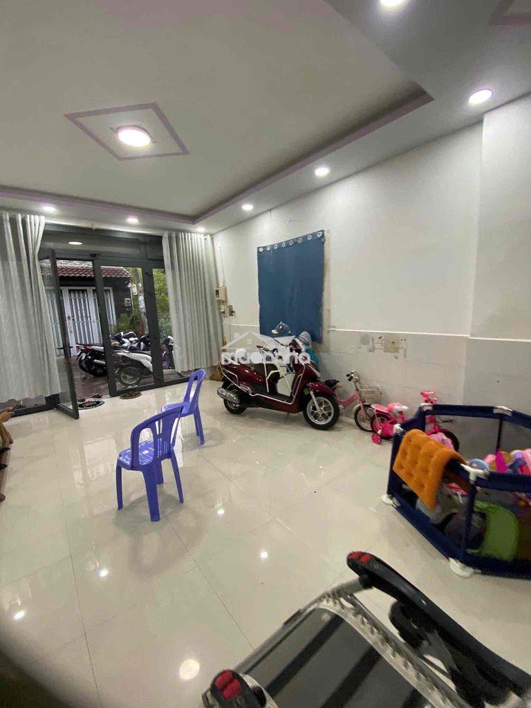 Nhà 2 tầng 4,6x12,5 1 trệt 1 lầu hẻm xe hơi 6m hương lộ 2 bình tân - Ảnh 4