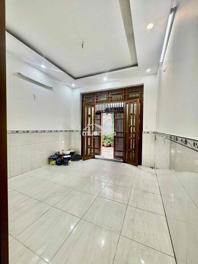 Nhà mới sơn 4x10m 2lầu (4pn 3wc) hẻm 5m thông. lê văn quới - Ảnh 3