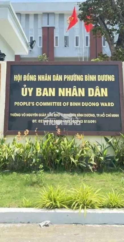 Nhà phố 1 trệt 2 lầu ngay trung tâm thành phố mới ,bình dương