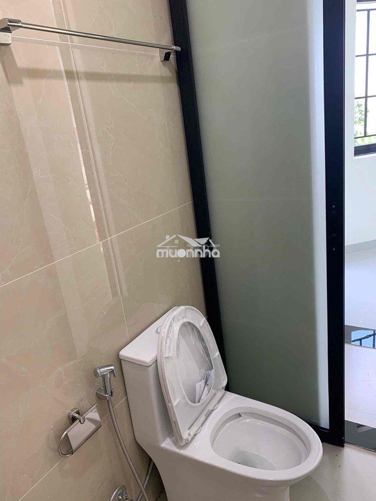 Nhà mới xây 2 lầu căn góc 3pn 4wc q.9 - Ảnh 4