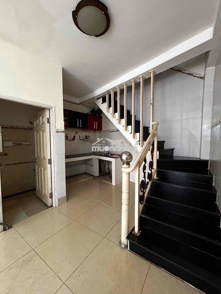 Nhà rộng hxh trần xuân soạn 2 lầu 2pn2wc - Ảnh 3