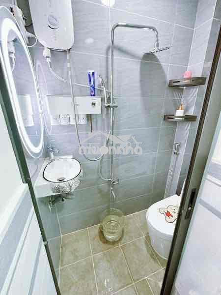 E chính chủ cần bán nhà mới tôn đản q4 còn thương lượng ac thiện chí - Ảnh 4
