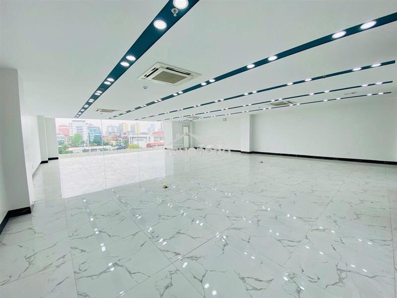 Cho thuê sàn văn phòng đẹp 200m2 tại hoàng quốc việt  -phạm văn đồng