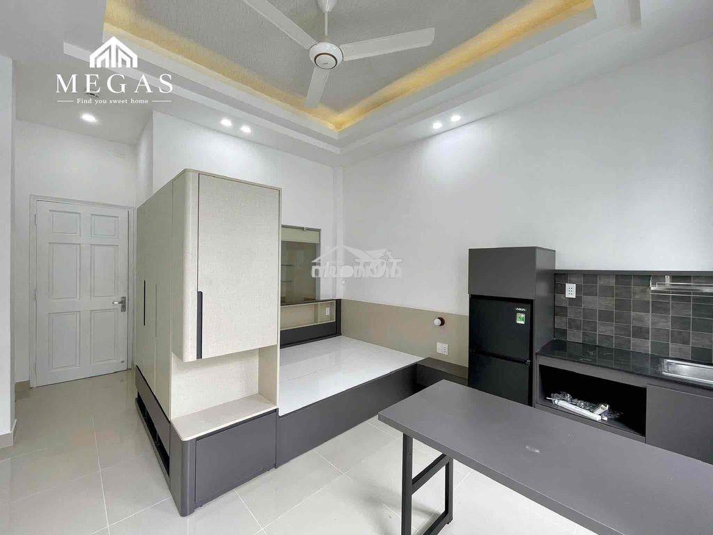 Cho thuê căn hộ ban công mới 100% full nội thất ở cmt8 q10 - bắc hải - Ảnh 4