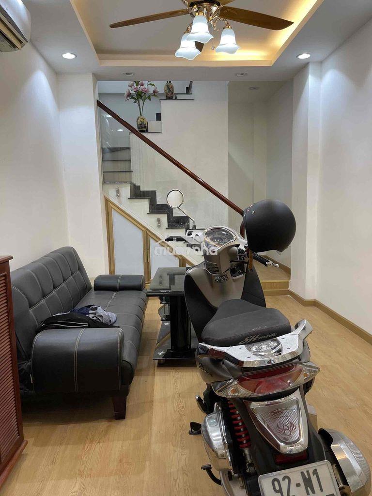 Cho thuê 2 căn nhà riêng trần đình xu phường ông lãnh quận 1