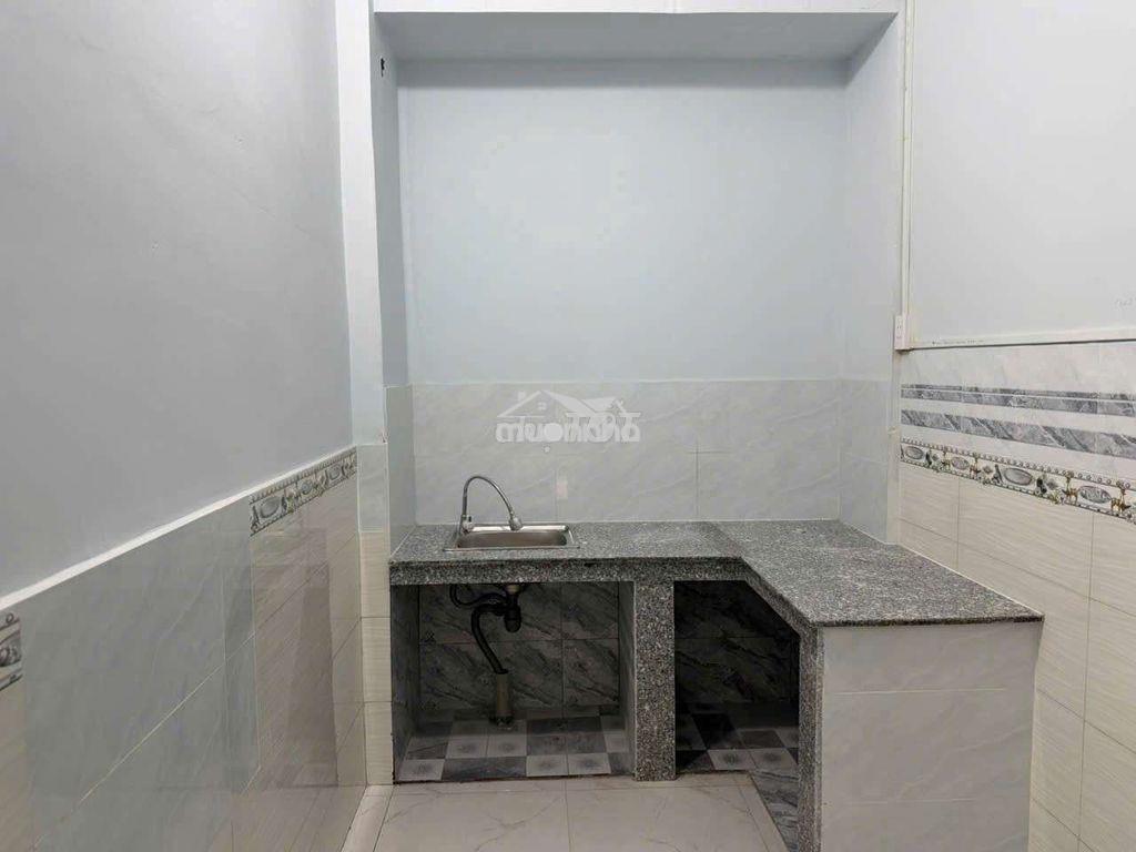 Cho thuê nhà gần chợ đông thạnh 6x20 - 4