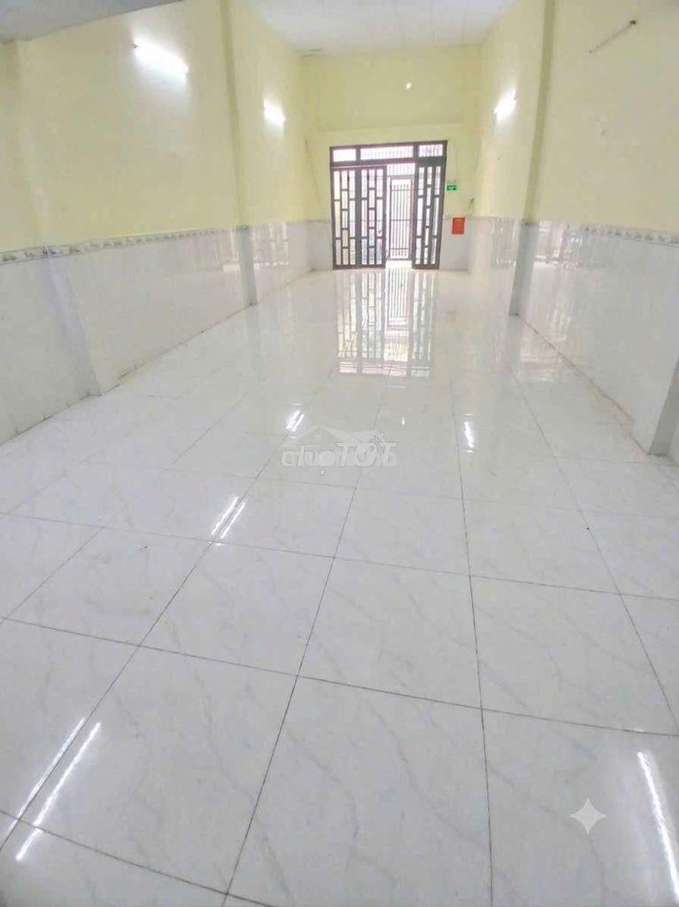 Cần cho thuê nhà cầp. 4 p15 tân bình dt 4.5 x22 - Ảnh 2