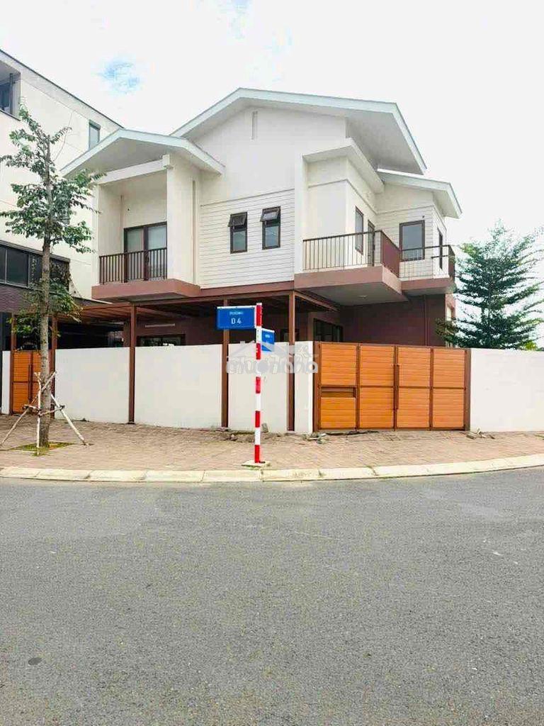 Cho thuê nhà gốc 2 mặt tiền khu nam long central lake