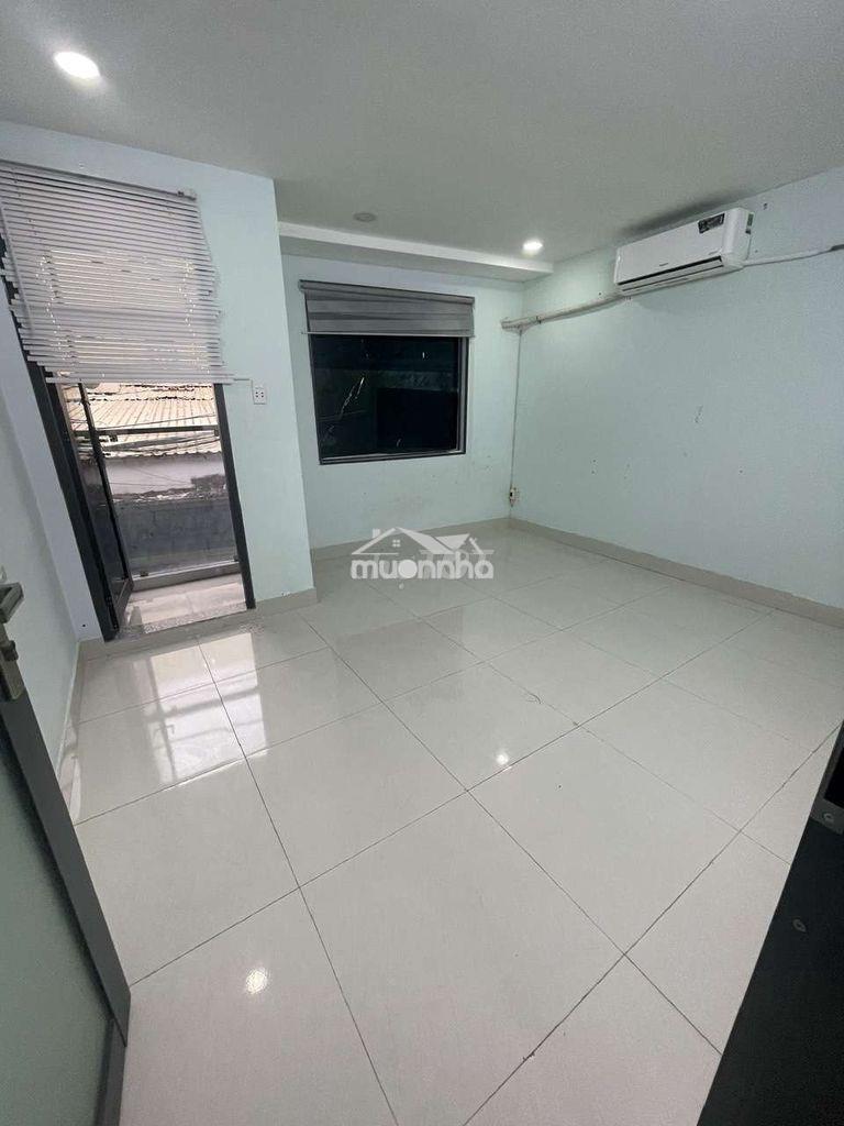 Nhà 1 trệt 1 lầu, 2pn 2vs - hoàng sa p5 tân bình