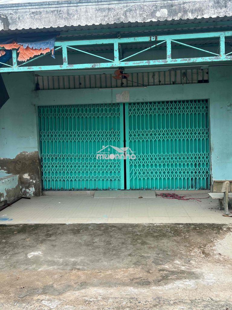 Nhà kho cho thuê 10 triệu 120m có vườn trước nhà