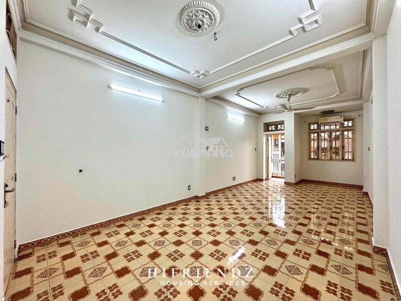 Cho thuê phòng ban công 40m2 mặt tiền nguyễn trãi gần y dược sư phạm