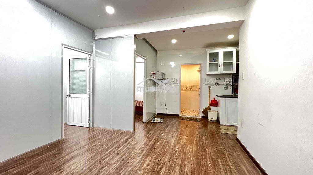 Cho thuê căn hộ nhiêu tứ 55m 2pn 1wc bancon nhà đang trống 11tr - Ảnh 3