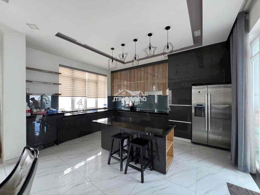 Cho thuê biệt thự 3 lầu 10m x 20m trung tâm quận 7 giá 50tr/tháng. - 2