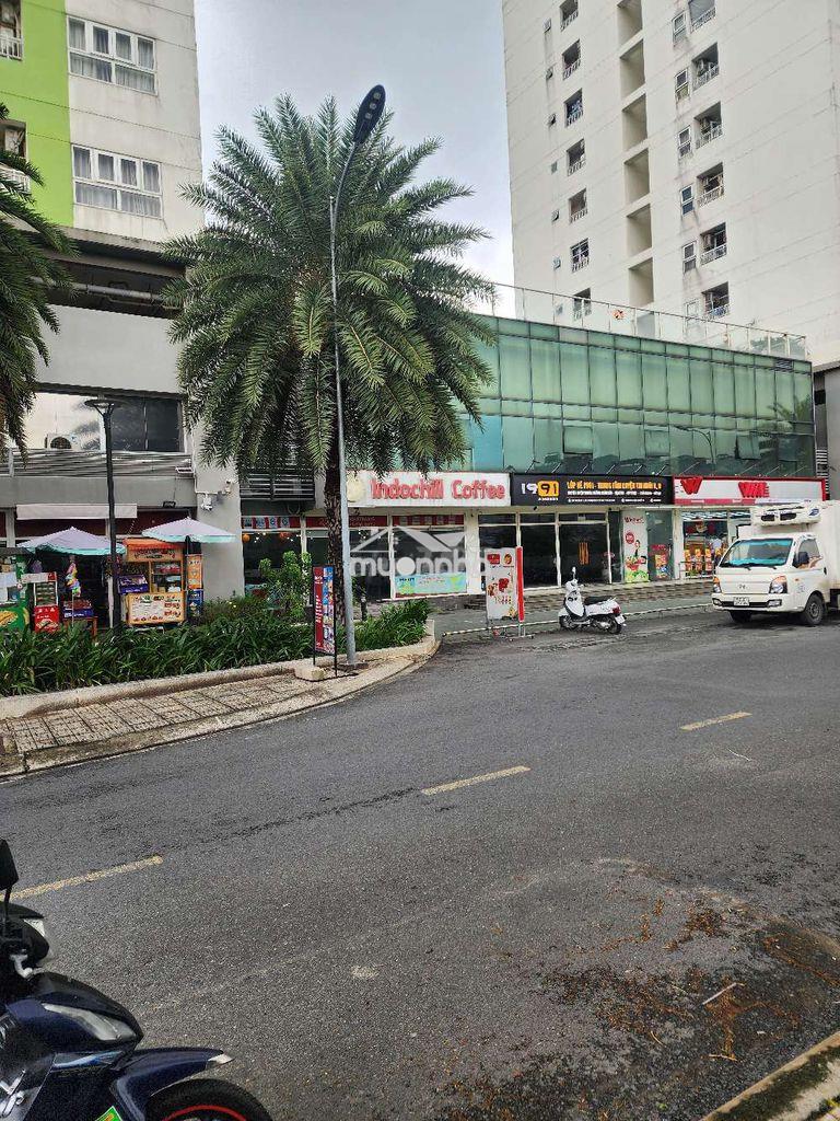 Nhà trệt lầu