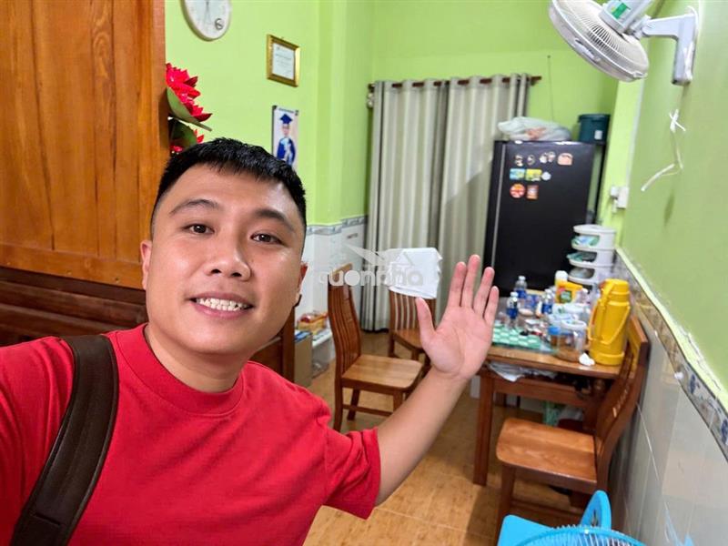 Hẻm kinh doanh quận 10, ngay chợ nhật tảo - 21m2, 3 tầng hoàn công đủ.
