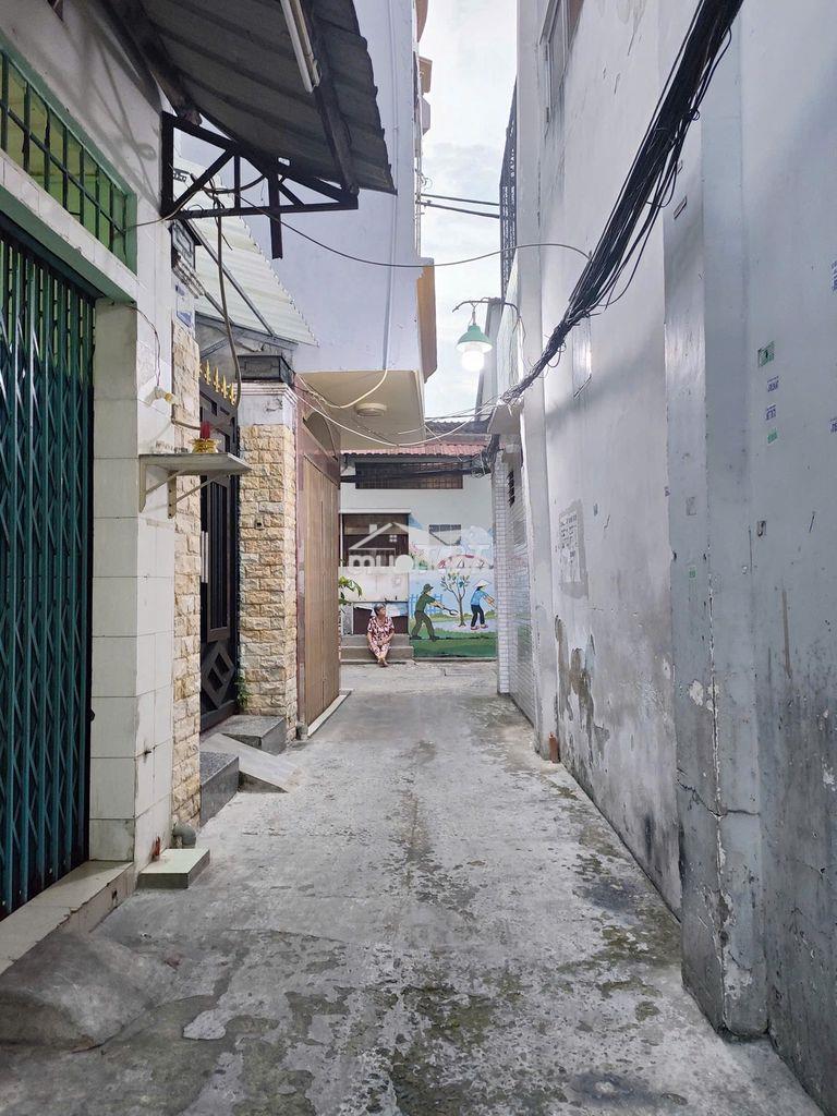 Giá tốt - 42,8m2 nguyễn chế nghĩa, q8. nhà cấp 4 sát mặt tiền 30m.