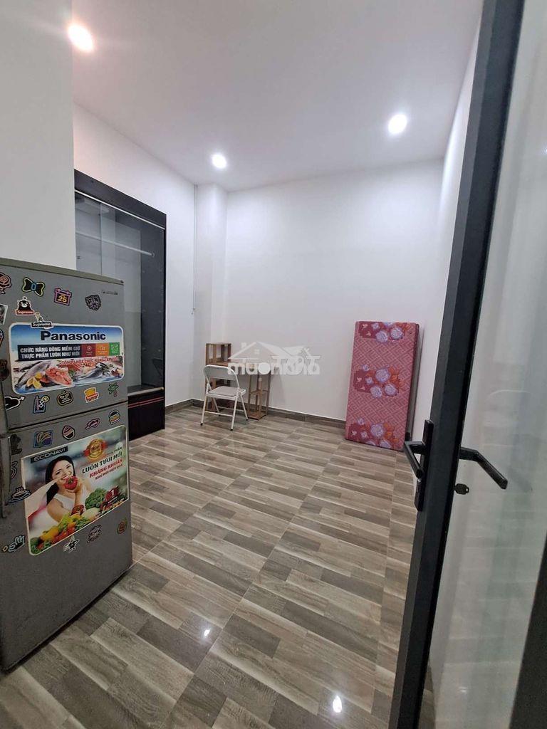 Phòng trệt chính chủ có nội thất 482/62h lê quang định