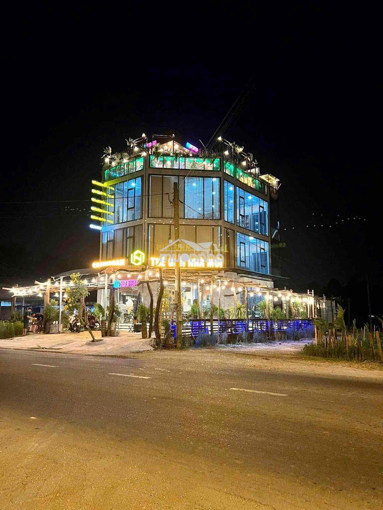 Bán căn showroom đang hoạt động kinh doanh. - 2