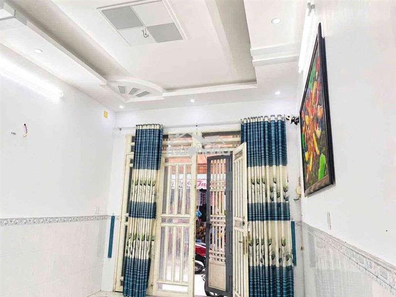 Nhà 1 trệt 2 lầu sân thượng 4x10m 4 phòng hẻm 184 lưu hữu phước