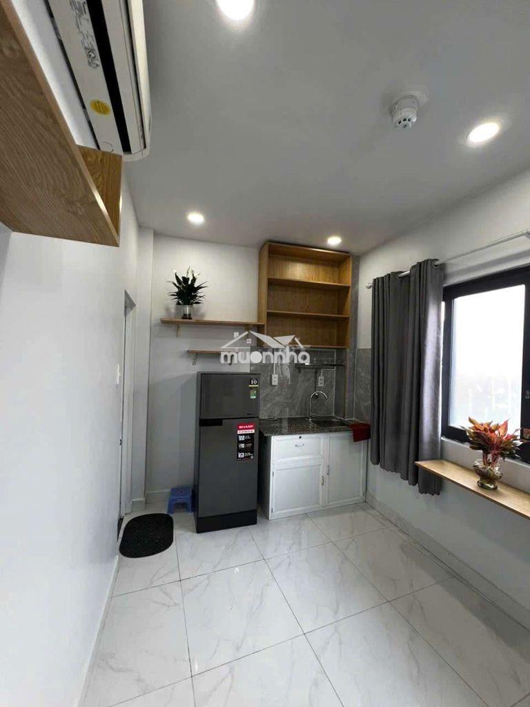 Bạn biết gì chưa?
phòng cho thuê ngay ttbgiá chỉ 4,5 tr đầy đủ đồ dùng