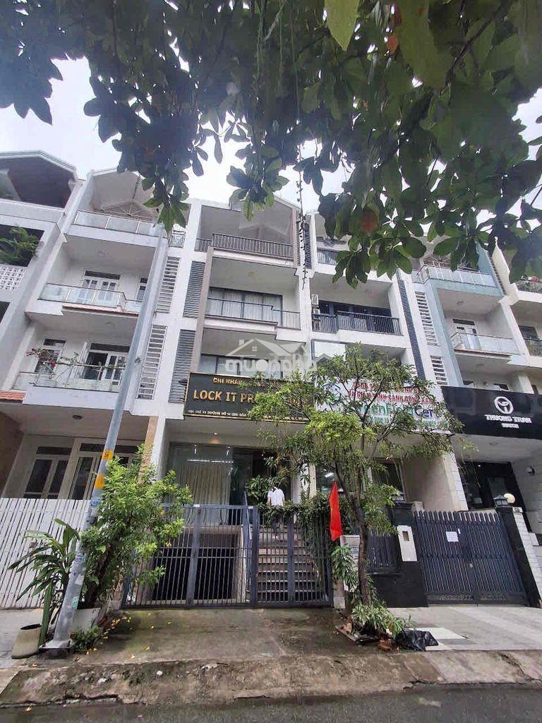 Cho thuê căn nhà 5x20m nguyên căn mới đẹp tại him lam kênh tẻ q7