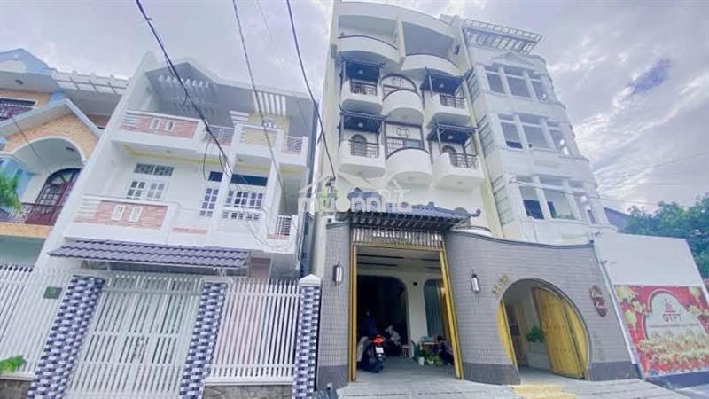 Cho thuê nhà ngang 8m kế đại học cần thơ tiện văn phòng