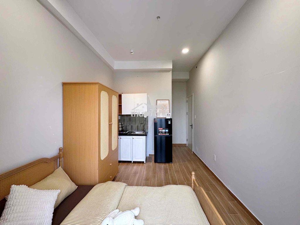 Studio ban công full nội thất ngay cầu vượt cây gõ đh y dược - Ảnh 3