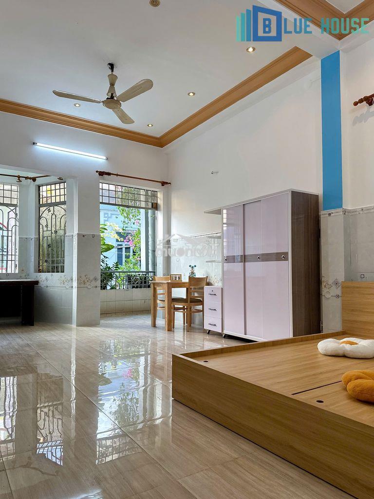 Căn hộ ban công tách bếp full nội thất rộng 40m2 ngay chung cư bàu cát - Ảnh 4
